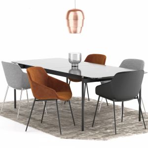 Boconcept - Vienna Chair + Augusta Table