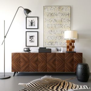 Modern Chest Of Drawers With A Lamp, Decor