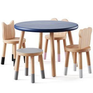 Nico & Yeye Round Kids Table And Chairs