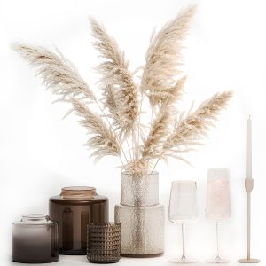 Bouquet Of Pampas Grass In A Glass Vase With Decor