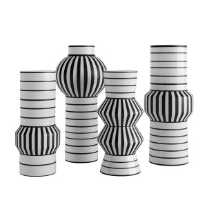 Aimi Vases