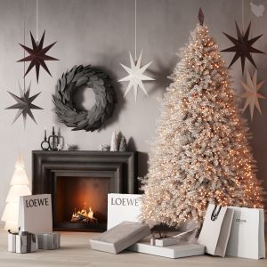 461 Happy New Year 06 Christmas Tree Loewe Celine