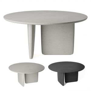 Small Tobi-ishi Outdoor Table 2. B&B Italia.